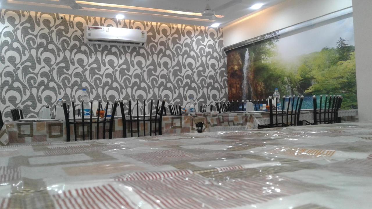 Hotel Nilay Дварка Экстерьер фото